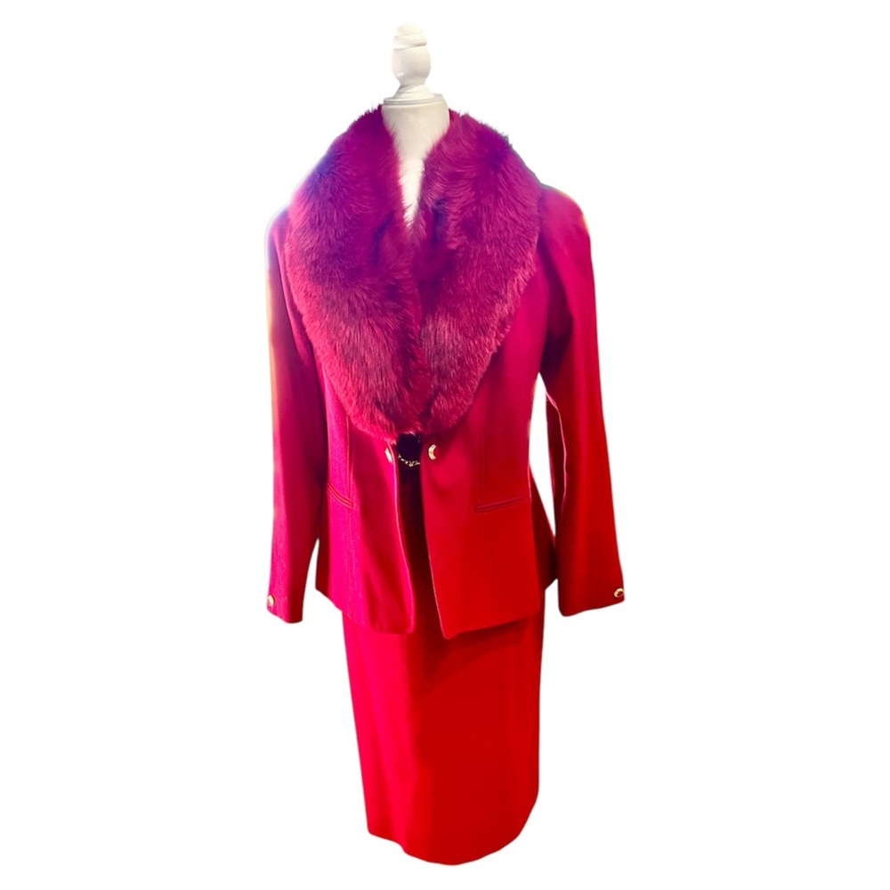 Elegant Red Wool Blazer and Skirt Set with Fox Fur Trim